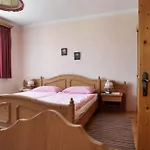 Guest house Perbersdorfer Heuriger 3*