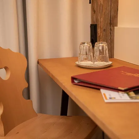 Perbersdorfer Heuriger Guest house
