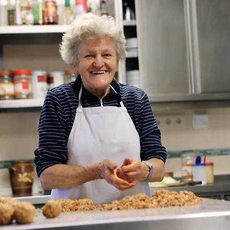 Perbersdorfer Heuriger 3*