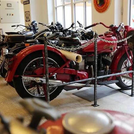 Perbersdorfer Heuriger 3*