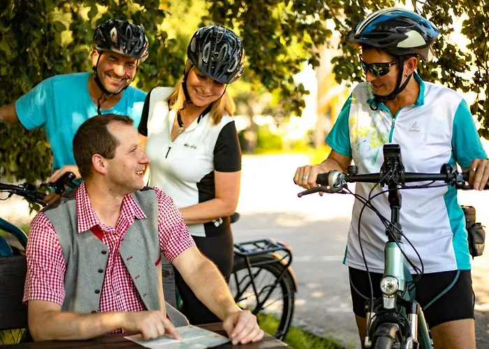 Perbersdorfer Heuriger بيت ضيافة 3*