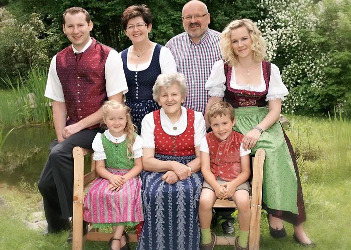 Perbersdorfer Heuriger 3*