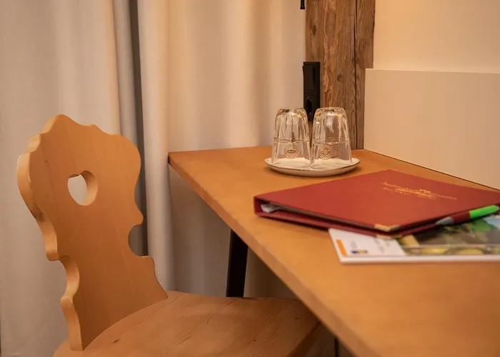 Perbersdorfer Heuriger بيت ضيافة