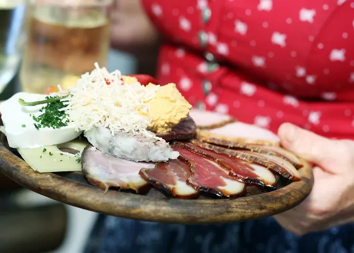 Perbersdorfer Heuriger Gasthof 3*